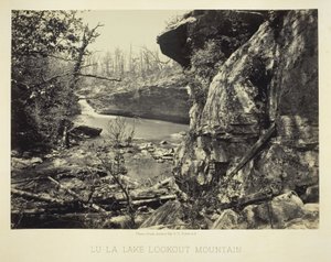 Lu-La Lake Mirador de la montaña de George N. Barnard