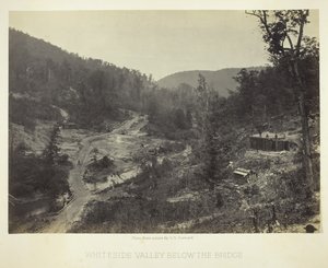 Valle de Whiteside bajo el puente, 1864 de George N. Barnard