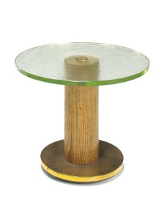 Mesa ocasional de roble, vidrio y latón, c.1930