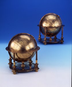 Par de globos, terrestre y celeste, con la Tughra e inscripción latina del sultán Murad III, 1579 de Gerardus Mercator