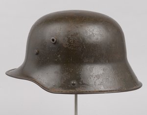 Casco de acero alemán o 