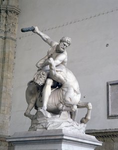 Hércules matando al centauro (mármol)