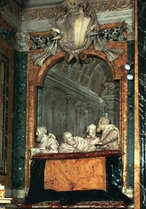 Caja lateral con la familia Cornaro, escultura de mármol de la escuela de Gian Lorenzo Bernini, Capilla Cornaro, Iglesia de Santa María de la Victoria, Roma, Italia de Gian Lorenzo Bernini