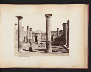 Vista de las ruinas de la casa de Marco Olconio en Pompeya, Italia (Pompeya) Casa di Marco Olconio (título sobre objeto) de Giorgio Sommer (attributed to)