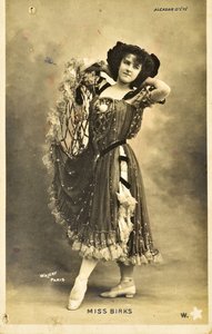 Postal: Summer Alcazar - Retrato de Miss Birks, artista de music hall de Phillipe de Marlier
