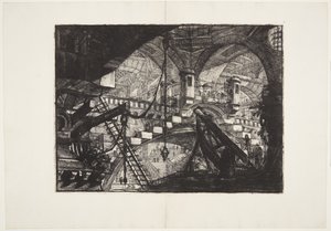 El arco con un adorno de concha