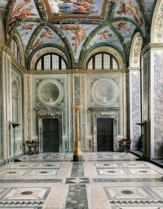 La logia de Amor y Psique, lado oeste de la Villa la Farnesina, planta baja de Giovanni Francesco Penni