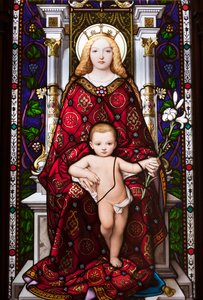 Madonna entronizada (vidriera) de Giuseppe Bertini