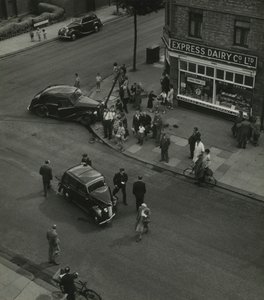 Escena callejera en Sidmouth Road North London de Godfrey Macdominic