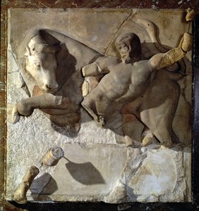 Hércules luchando contra el Toro de Creta, una de una serie de doce metopas que representan los Trabajos de Hércules del Templo de Zeus en Olimpia, Periodo Clásico Temprano, c.470-457 a.C.