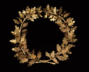 Corona de Hojas de Roble y Bellotas, c.350-300 a.C. (oro)