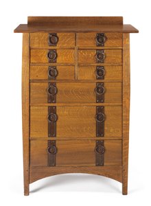 Cómoda, Modelo No. 913 de Gustav Stickley