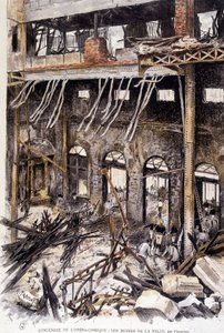 Bomberos trabajando en las ruinas de la sala de la ópera cómica de París tras el incendio, por Fraipont de Gustave Fraipont