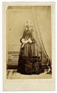 Carte-de-visite de Florence Nightingale, c.1858 (foto en blanco y negro) de H. Hering
