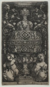 Vase Ornè d
