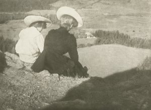 Campos en Birgitz (Hans y Mary sentados)