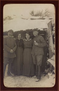 Primera Guerra Mundial: Ucrania en los años 1914-1916 durante la invasión del ejército alemán. Retrato de grupo