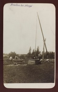 Primera Guerra Mundial: Ucrania en los años 1914-1916 durante la invasión del ejército alemán. Un pozo (foto en blanco y negro) de Heldenfriedhof Dsessentniki (attr. to)