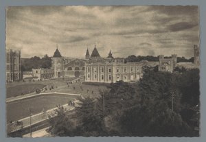 Vista general de Establecimientos (título sobre objeto) de Helio Cachan