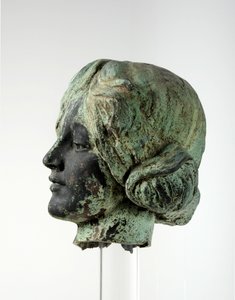 Cabeza de Victoria del Monumento a la Guerra de Leeds