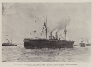 El último mando del difunto Duque de Edimburgo, HMS Alexandra ondeando el estandarte real a media asta