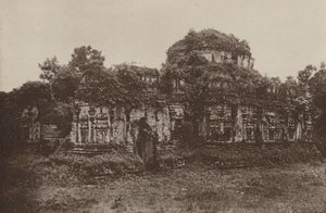 Ciudades en ruinas de Ceilán: Thuparama en Polonnaruwa (foto en blanco y negro) de Henry W. Cave