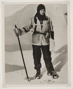 Capitán Scott (1868-1912) durante la expedición Terra Nova (1910-13) al Polo Sur