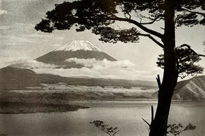 Fuji desde el Lago Motosu, 1910 de Herbert Ponting