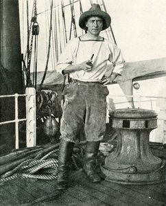 Teniente H. E. De P. Rennick, c. 1910-1913, 1913