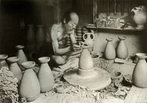 El alfarero en su rueda, 1910