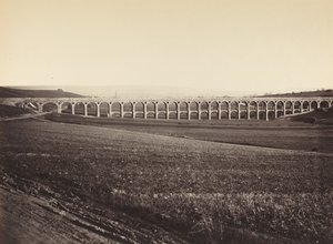 Arcadas de puente sobre el Vanne