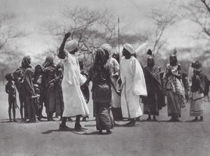 África: Danza Aulad Hamid (foto b/n)