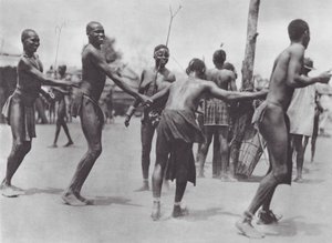África: Moru Round Dance (foto b/n)