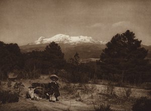 Mexico: Iztaccihuatl (b/w photo) de Hugo Brehme