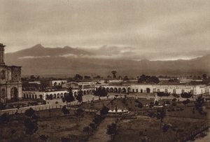 Mexico: Zapotlan con el Colima (b/w photo) de Hugo Brehme
