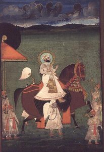 Álbum AS10 43 n.º 4514 N.º de cat. 514 iii Rana Sarup Singh (1842-61) de Mewar cabalga sobre un semental castaño, sus criados a pie llevan sombrillas y pertrechos reales, Udaipur, c.1855