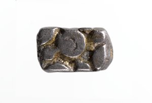 Medio karshapana de plata, Avanti de Indian School