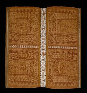 Falda Ceremonial, Sumatra de Indonesian School