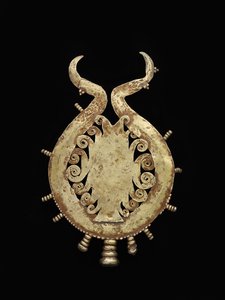 Colgante (oro) de Indonesian School