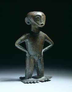 Figura femenina de pie