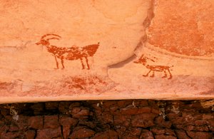 Arte rupestre de los anasazi y otros habitantes de los pueblos primitivos de las Cuatro Co... de Ira Block