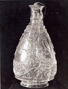 Jarra con pájaros del Tesoro de Saint-Denis, egipcia, período fatimí, finales del siglo X