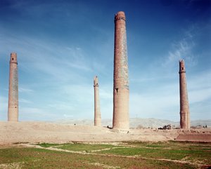 Minaretes de la Madrasa Hussein Baiqara de Islamic School