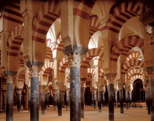 Los arcos y pórticos de la Mezquita-Catedral de Córdoba, 784-786 (foto) de Islamic School