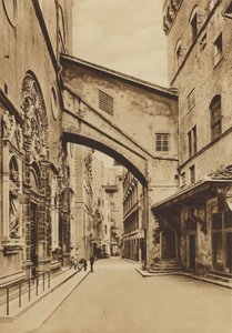 Firenze / Florencia: Iglesia de S Michele, La parte inferior desde el lado oeste, Arnolfo di Cambio y Taddeo Gaddi (fotografía en B/N)