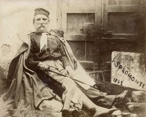 Giuseppe Garibaldi en Aspromonte, con la pierna herida en 1862 de Italian Photographer
