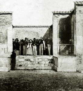 Giuseppe Garibaldi con Giuseppe Fiorelli en una visita a Pompeya de Italian Photographer