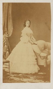 María Sofía de Baviera, reina consorte de Francisco II, rey de las Dos Sicilias (fotografía en B/N) de Italian Photographer