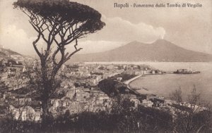 Nápoles - Nápoles, Panorama desde la Tumba de Virgilio (foto b/n) de Italian Photographer
