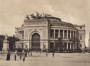 Sicilia / Sicilia: Politeama Garibaldi, Arch Damiani (foto b/n) de Italian Photographer